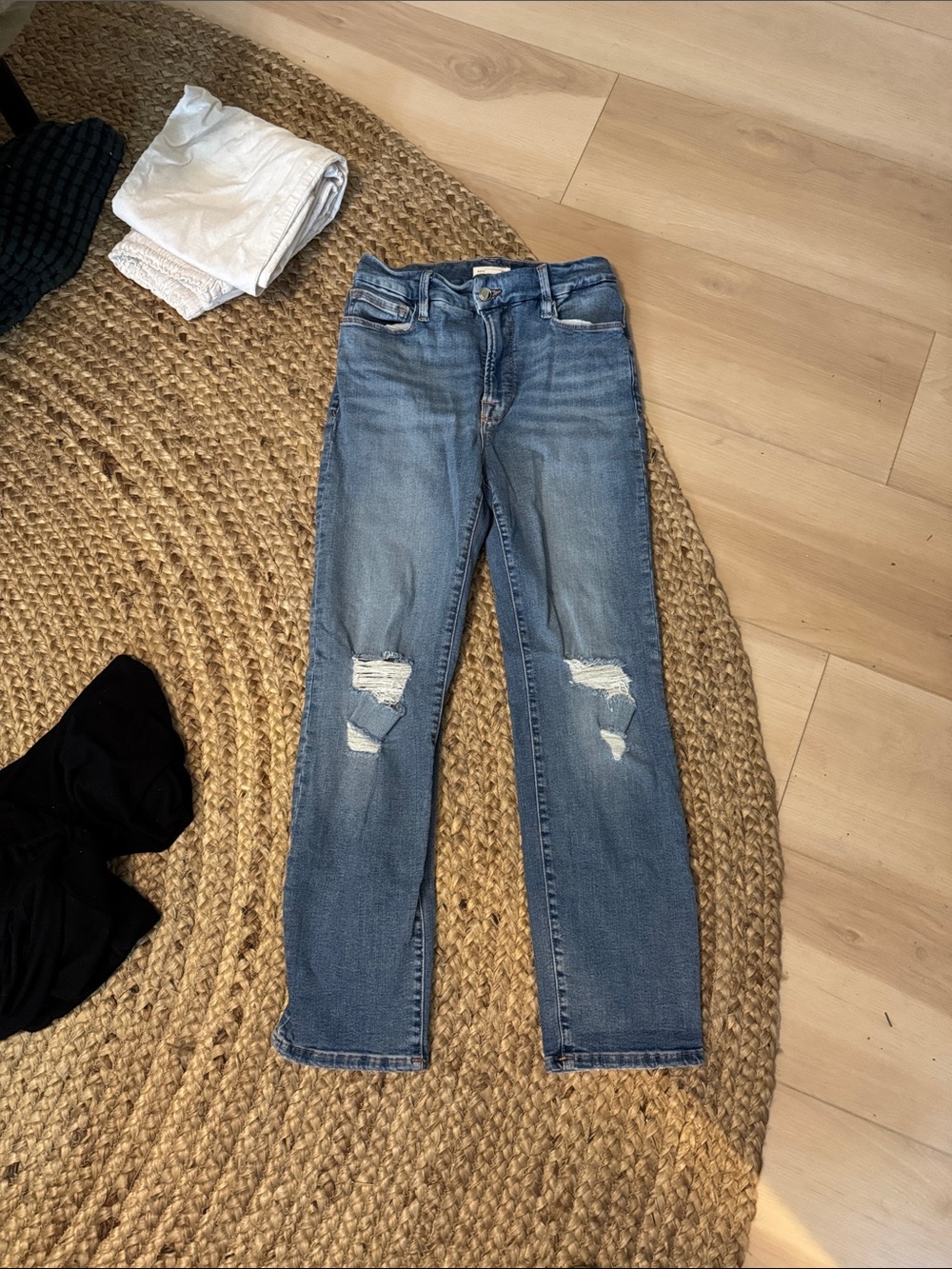 Good American Light Blue Distressed Straight-Leg Jeans